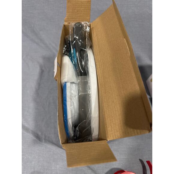 85PCs Cake Decorating Kit for Beginner with Turntable, Icing Tips & Guide - Picture 3 of 8